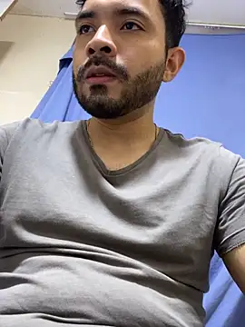 luisfer 98 online show from 04-15-26, 06:08