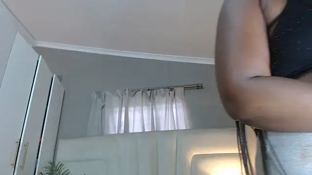 naughtyblackdolie online show from 03-19-26, 08:03