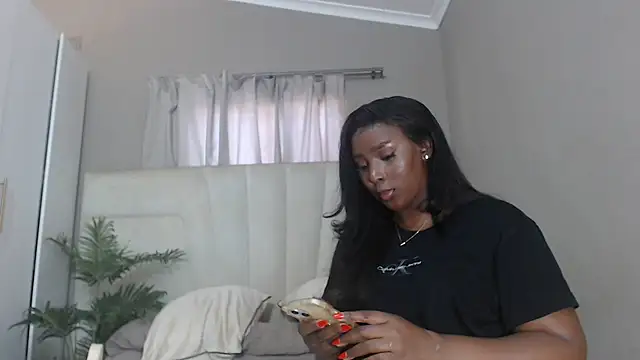 Snapshot of naughtyblackdolie chatting on 07-29-26, 10:58 naughtyblackdolie online show from 07-29-26, 10:58