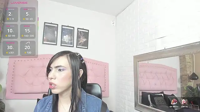 Snapshot of diosagolden chatting on 03-15-25, 09:05 diosagolden online show from 03-15-25, 09:05