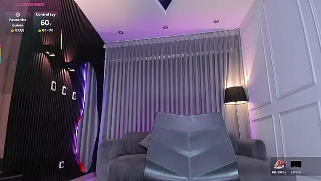 Anna parkker  online show from 10-25-25, 07:36