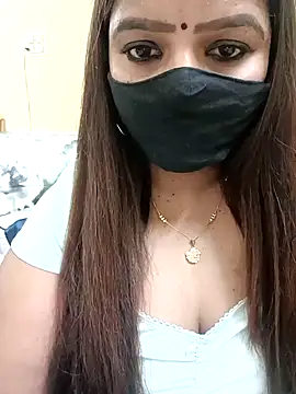 bellaqueen92 online show from 12-20-24, 07:28