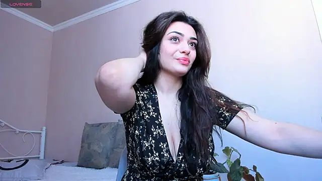 Snapshot of _cleopattra_ chatting on 01-11-25, 09:15  cleopattra  online show from 01-11-25, 09:15