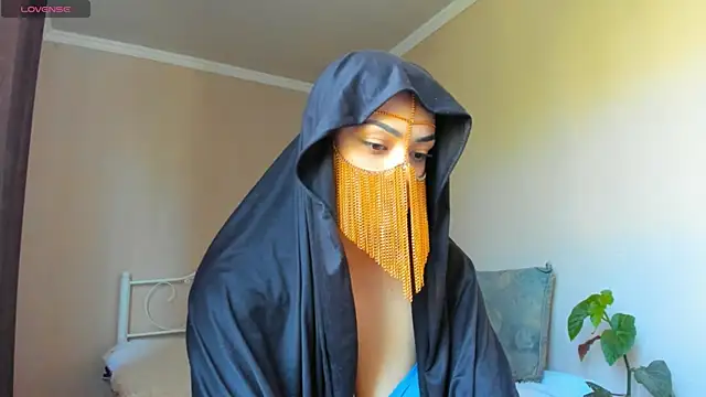 Snapshot of _cleopattra_ chatting on 09-27-25, 08:53  cleopattra  online show from 09-27-25, 08:53