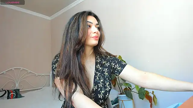 Snapshot of _cleopattra_ chatting on 01-26-25, 08:46  cleopattra  online show from 01-26-25, 08:46