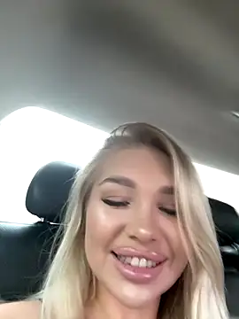 DreamPussyy online show from 10-26-25, 05:19