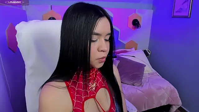 Snapshot of Hanna__Becker_ chatting on 01-22-25, 03:52 Hanna  Becker  online show from 01-22-25, 03:52