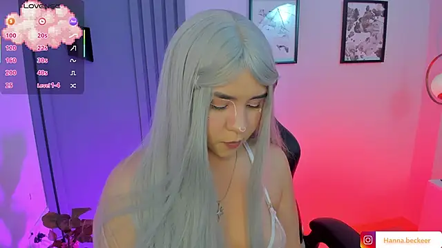 Hanna  Becker  online show from 04-19-26, 04:02