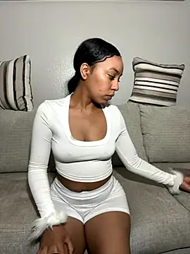 Snapshot of juicyyy323 chatting on 11-07-25, 01:59 juicyyy323 online show from 11-07-25, 01:59