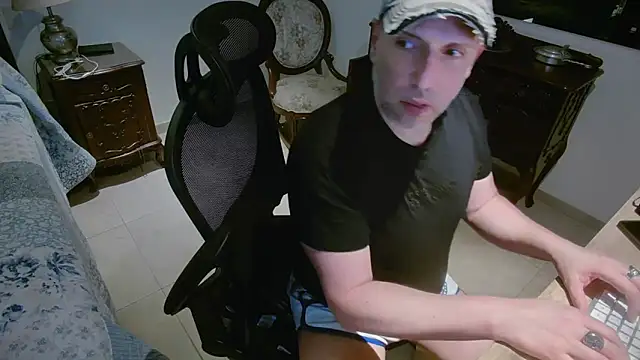 slzypvtpig online show from 02-16-26, 03:05