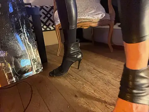 alexheels boots online show from 02-02-26, 04:22