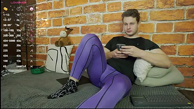 charlie smiley online show from 01-12-26, 05:25