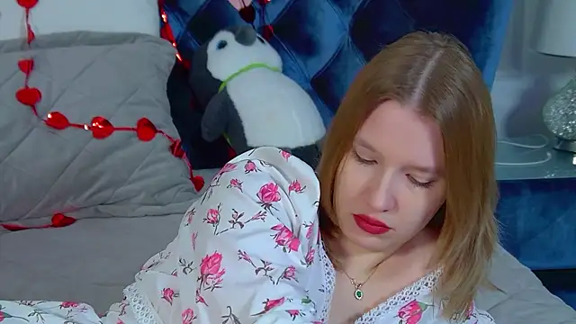 LiliLinn online show from 02-17-26, 04:43