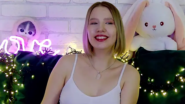 LiliLinn online show from 03-04-25, 02:21