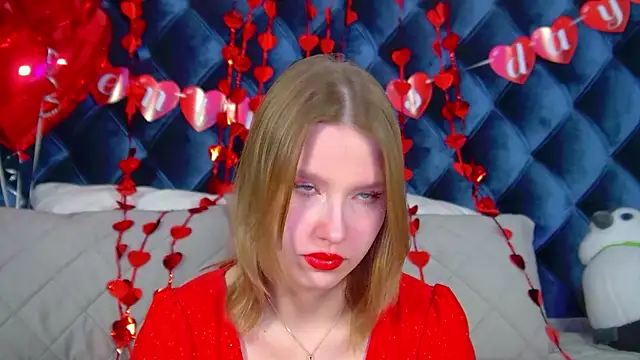 LiliLinn online show from 02-14-26, 05:07