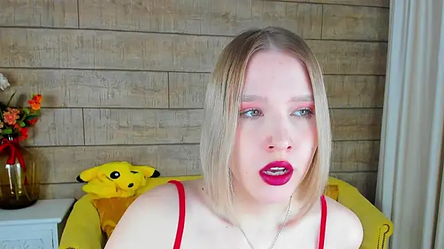 LiliLinn online show from 02-26-25, 04:30