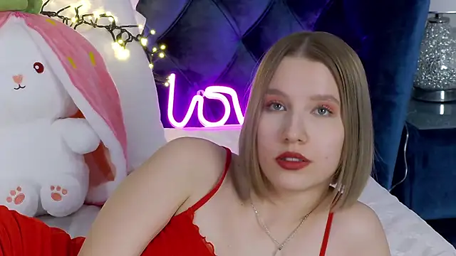 LiliLinn online show from 03-03-25, 07:24