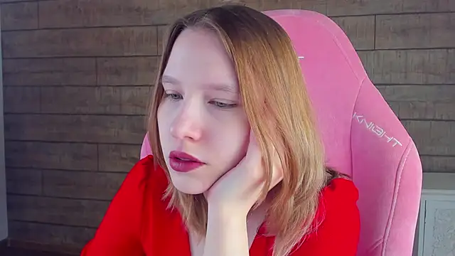 LiliLinn online show from 03-28-26, 05:41