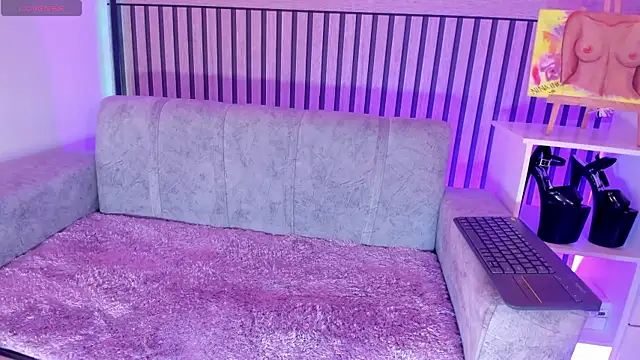 NinaInk online show from 05-05-26, 11:35