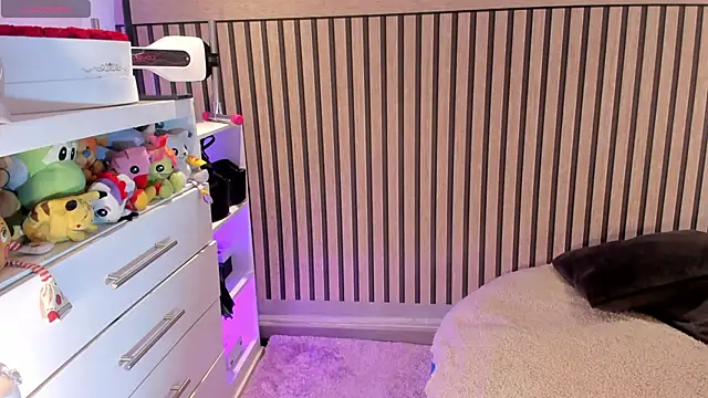 NinaInk online show from 02-07-26, 10:45