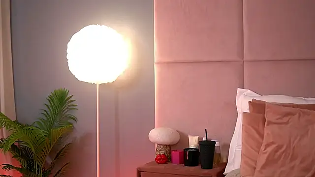 AlmaLuv online show from 04-16-26, 03:29