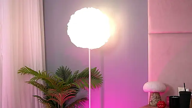 AlmaLuv online show from 02-19-26, 04:42