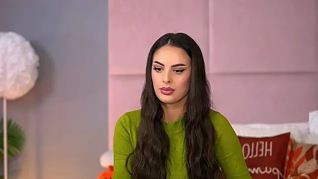 AlmaLuv online show from 11-23-25, 04:55