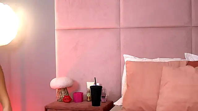 AlmaLuv online show from 12-02-25, 04:03