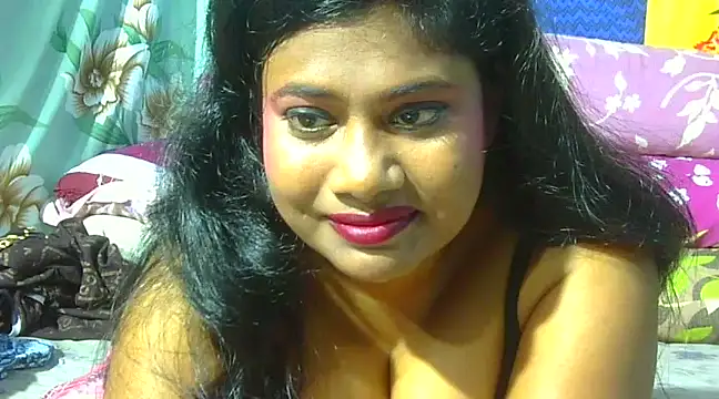 Snapshot of sexy_roma chatting on 02-12-25, 09:01 sexy roma online show from 02-12-25, 09:01