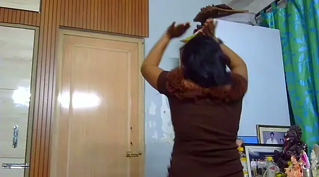 Snapshot of sexy_roma chatting on 03-14-25, 03:58 sexy roma online show from 03-14-25, 03:58