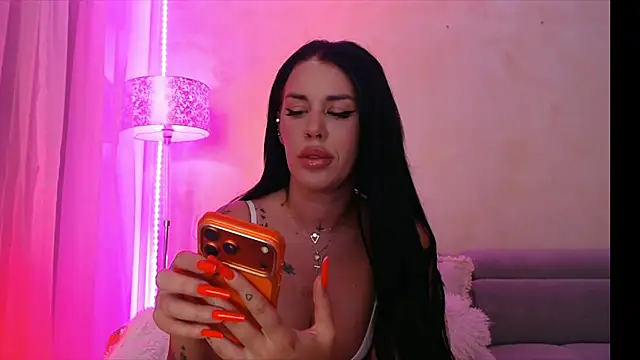 LaylaCruzRose online show from 07-01-26, 06:25