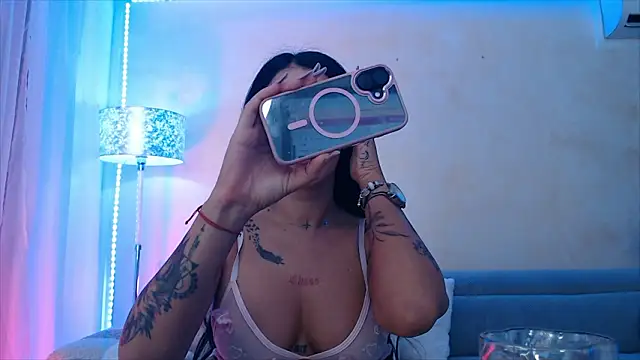 LaylaCruzRose online show from 03-27-26, 06:44