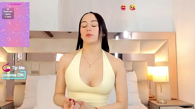 hazel ross tcw online show from 03-09-26, 01:36