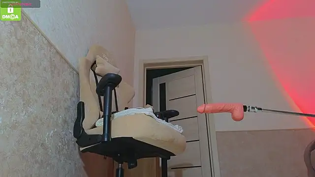 Snapshot of Katy_perry_ chatting on 02-11-26, 01:49 Katy perry online show from 02-11-26, 01:49