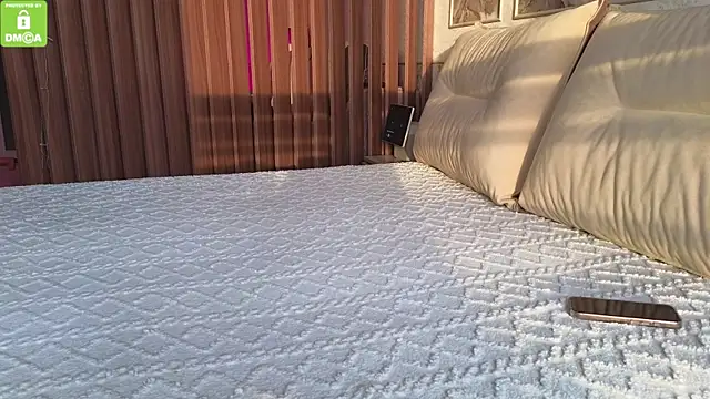 Katy perry  online show from 11-06-25, 02:59