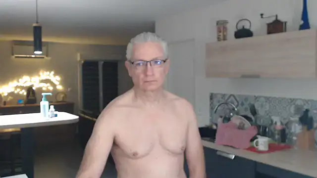 Goduleur69 online show from 02-05-25, 12:10