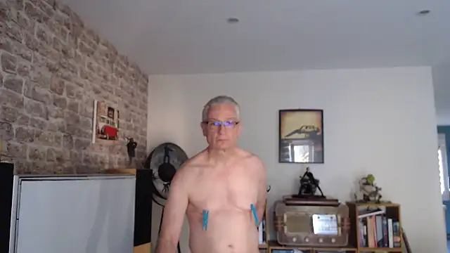 Goduleur69 online show from 09-19-25, 04:33