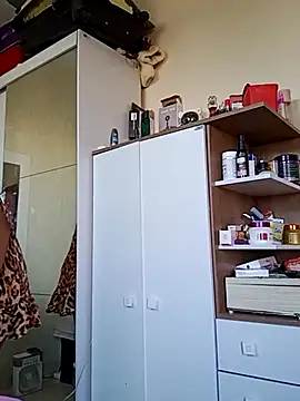 Indiazinhax online show from 09-15-25, 10:26