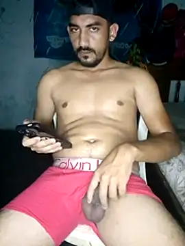 Snapshot of luisvina chatting on 07-22-26, 03:52 luisvina online show from 07-22-26, 03:52