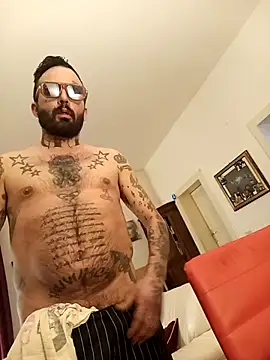 Snapshot of mistermaseratidick chatting on 01-05-25, 04:58 mistermaseratidick online show from 01-05-25, 04:58