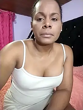 Camille rose  online show from 02-26-25, 11:41