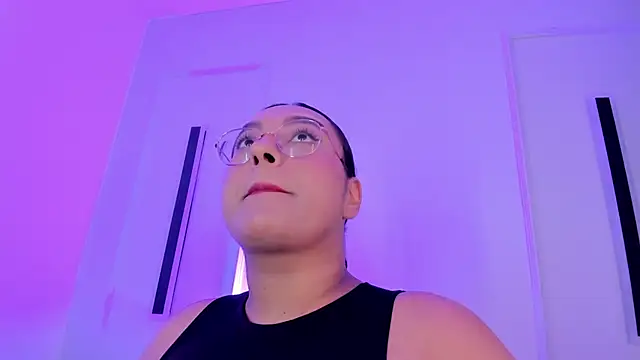 ellamontoya online show from 11-14-25, 01:15