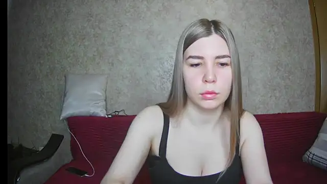 Snapshot of ElllaNuar chatting on 03-11-25, 03:36 ElllaNuar online show from 03-11-25, 03:36