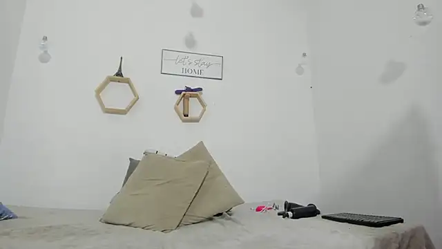 clarise cooper online show from 10-02-25, 08:18