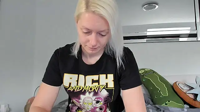 BetterThanYourEx69 online show from 10-25-25, 08:57