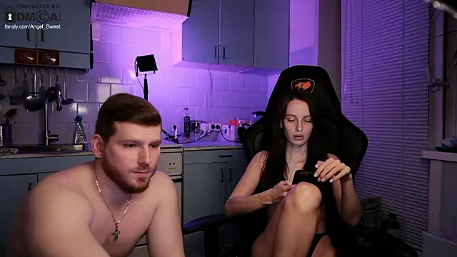 sweettooth21 online show from 02-13-26, 06:30