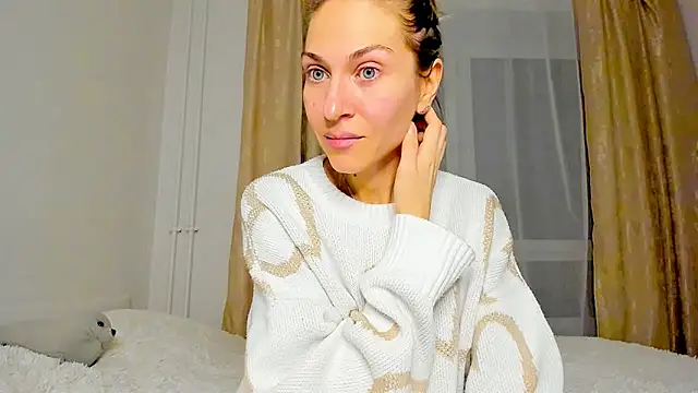 Mona Cruz online show from 03-15-25, 07:16