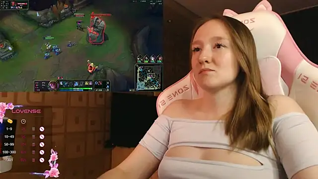 MoonlishSiren online show from 09-20-25, 09:31