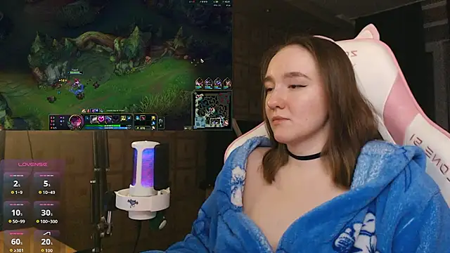 MoonlishSiren online show from 02-11-26, 08:52