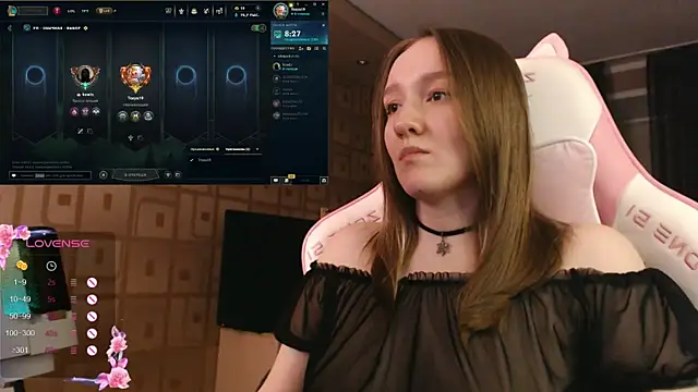 MoonlishSiren online show from 10-23-25, 08:18